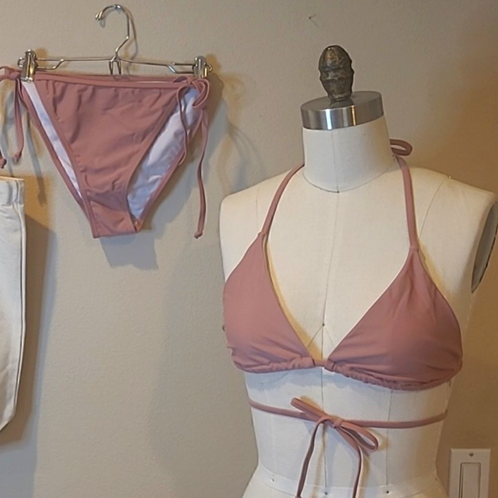 💥3/$12💥Tie Waist Triangle Cheeky Bikini sz M Lg Beach Basics